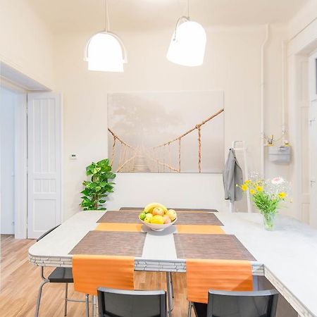 Api Flat Apartment Budapest Ngoại thất bức ảnh
