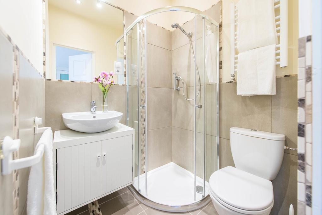 Api Flat Apartment Budapest Ngoại thất bức ảnh