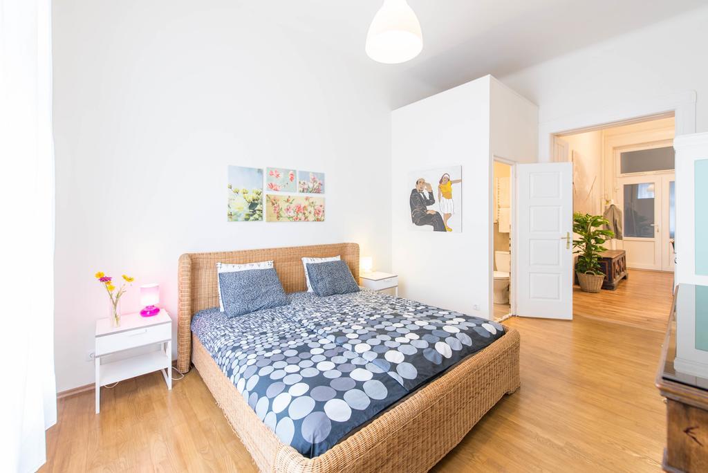 Api Flat Apartment Budapest Ngoại thất bức ảnh