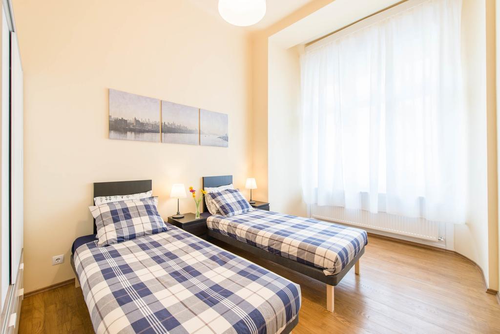 Api Flat Apartment Budapest Ngoại thất bức ảnh